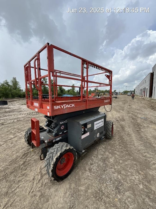 2017 SKYJACK SJ6832 RT