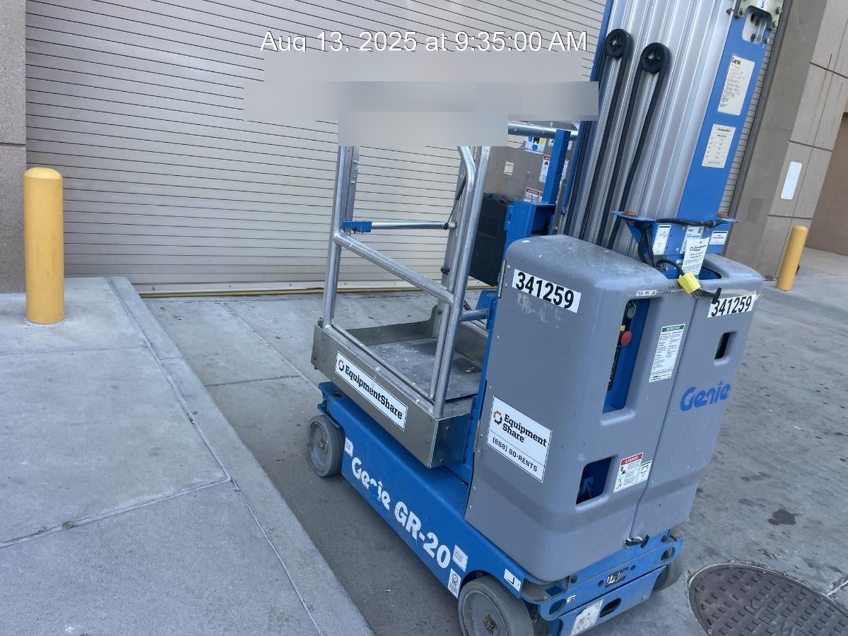2023 GENIE GR-20