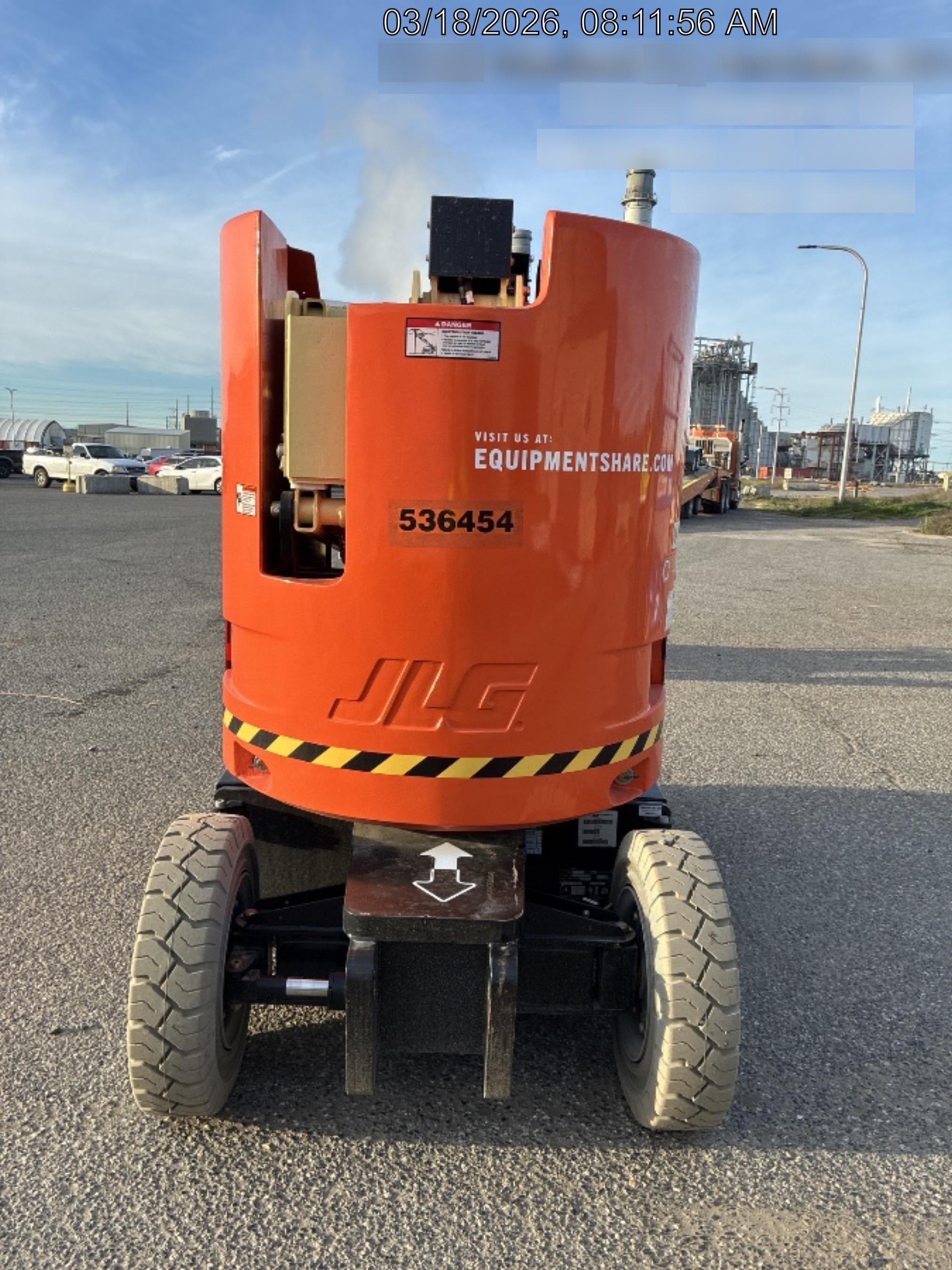 2025 JLG E300AJP