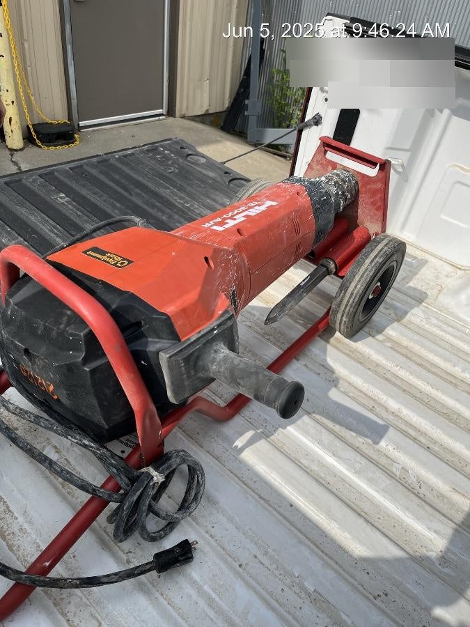 2022 HILTI TE 3000-AVR