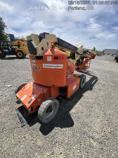 2019 JLG E400AJPN
