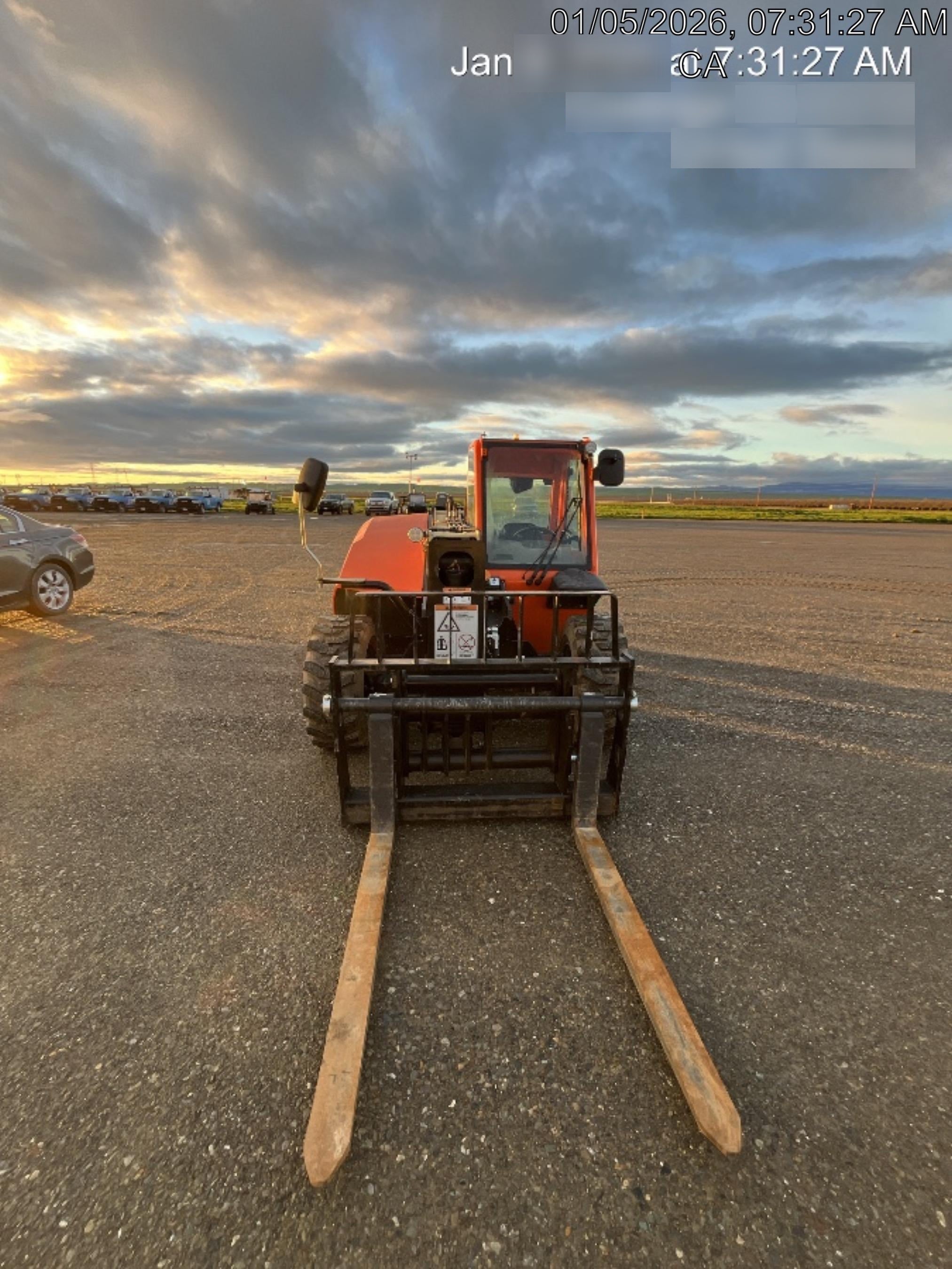 2025 JLG 519