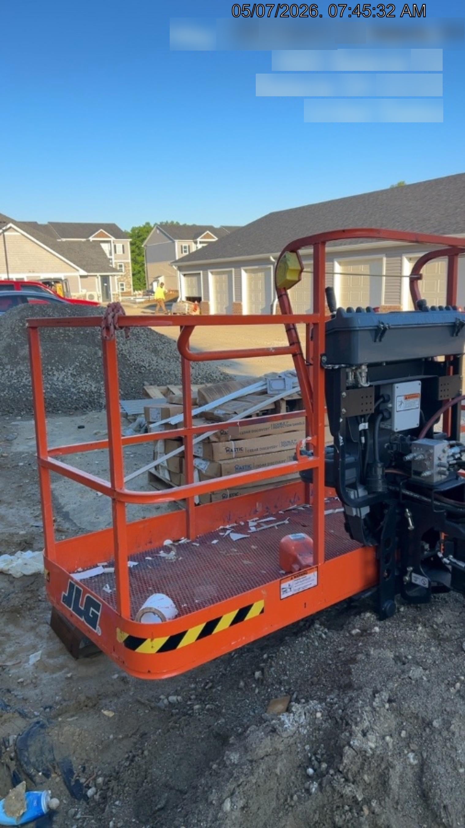 2025 JLG 660SJ