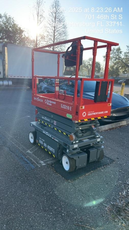 2024 Skyjack SJ3219 Electric Drive, Sld NM Tires, DBcns, RFRails, Power to Platform, T3 + Access Control