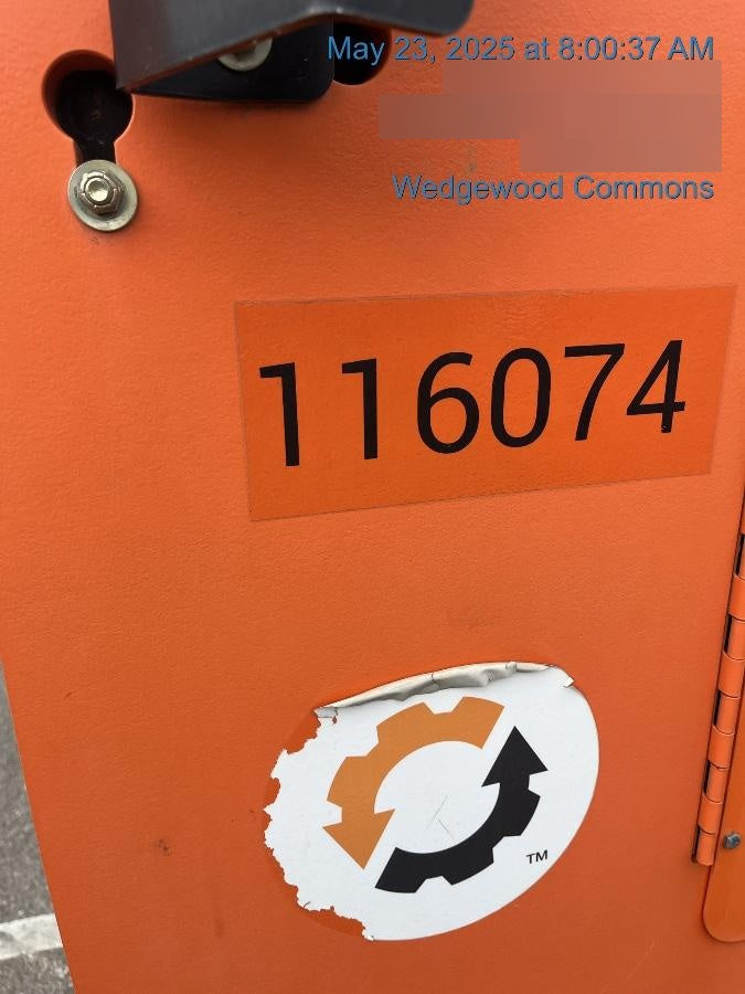 2020 SKYTRAK 8042
