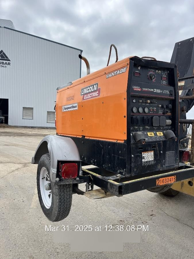 2021 Lincoln Electric Vantage 322 Vantage 322 Ready Pak 3 w/ Decals, ORANGE (includes trailer, cable rack, fender light kit) NO Telematics