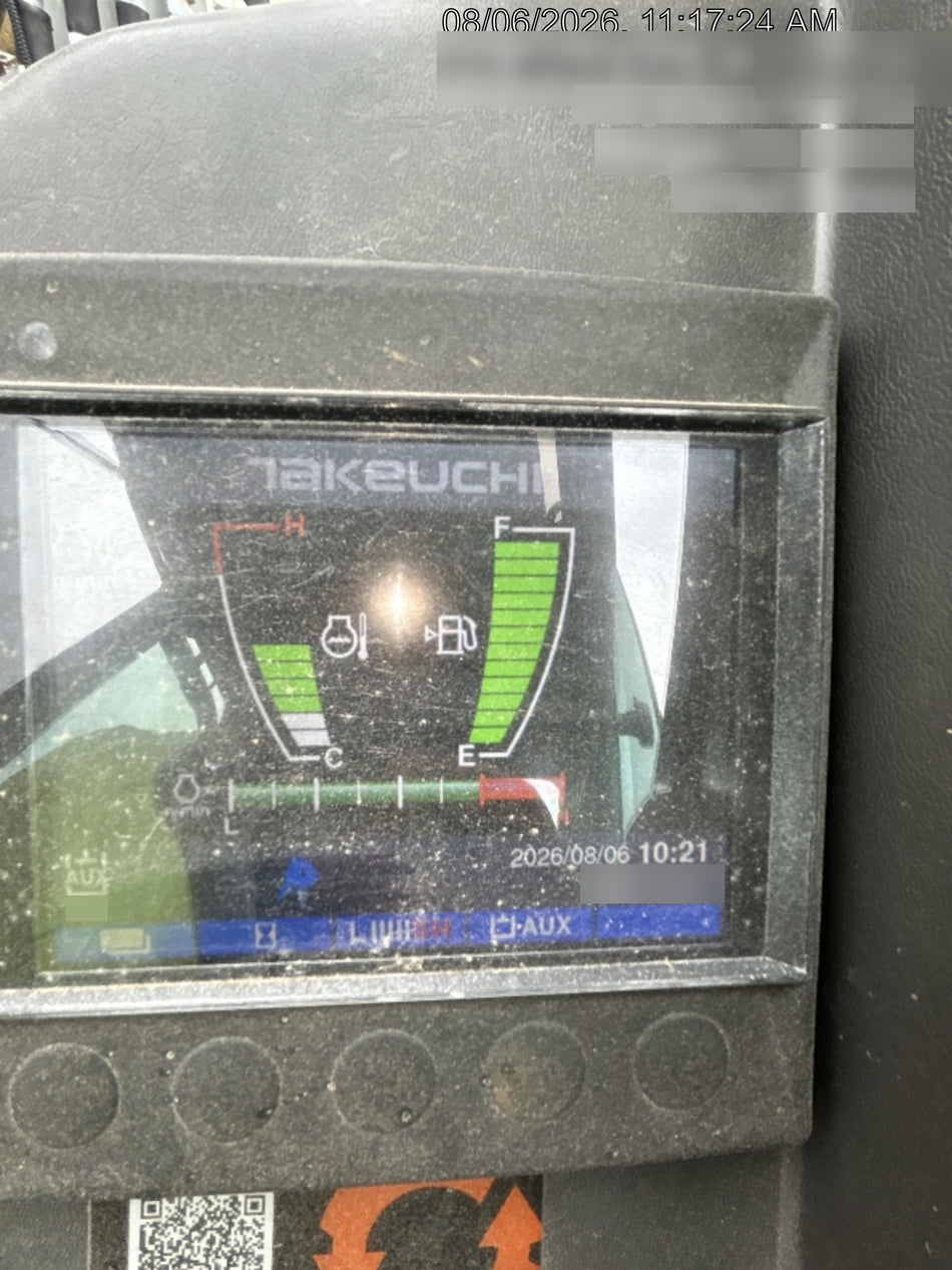2021 TAKEUCHI TB235-2CR