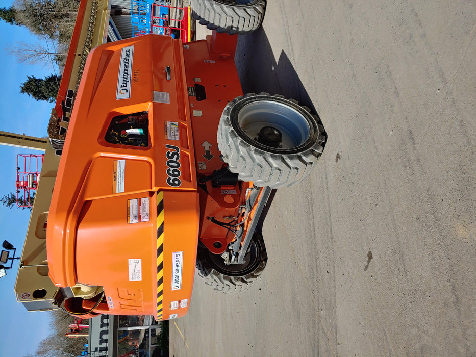 2020 JLG 660SJ