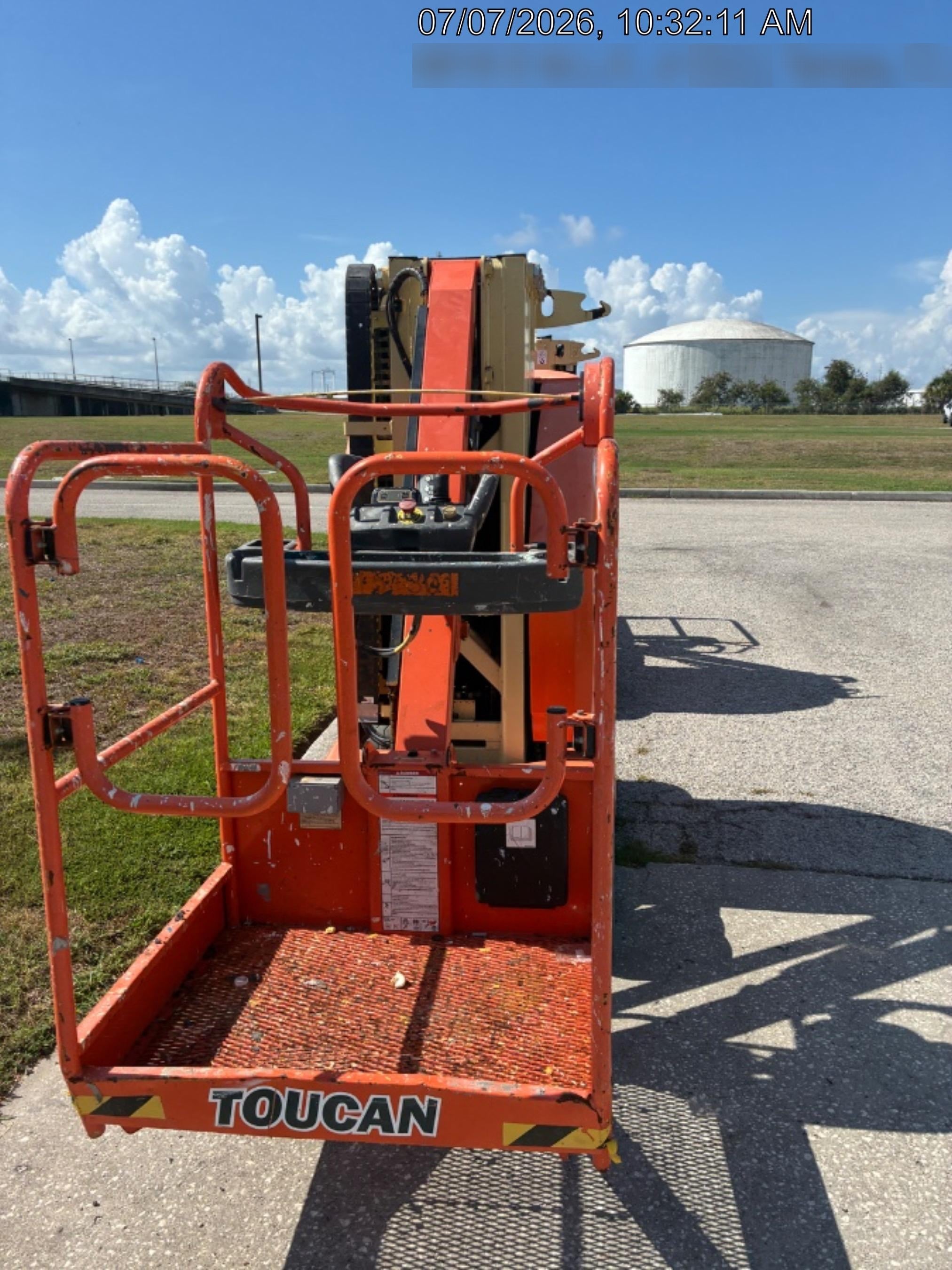 2021 JLG 26E