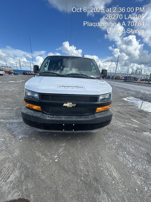 2023 CHEVROLET Express Van - Rental