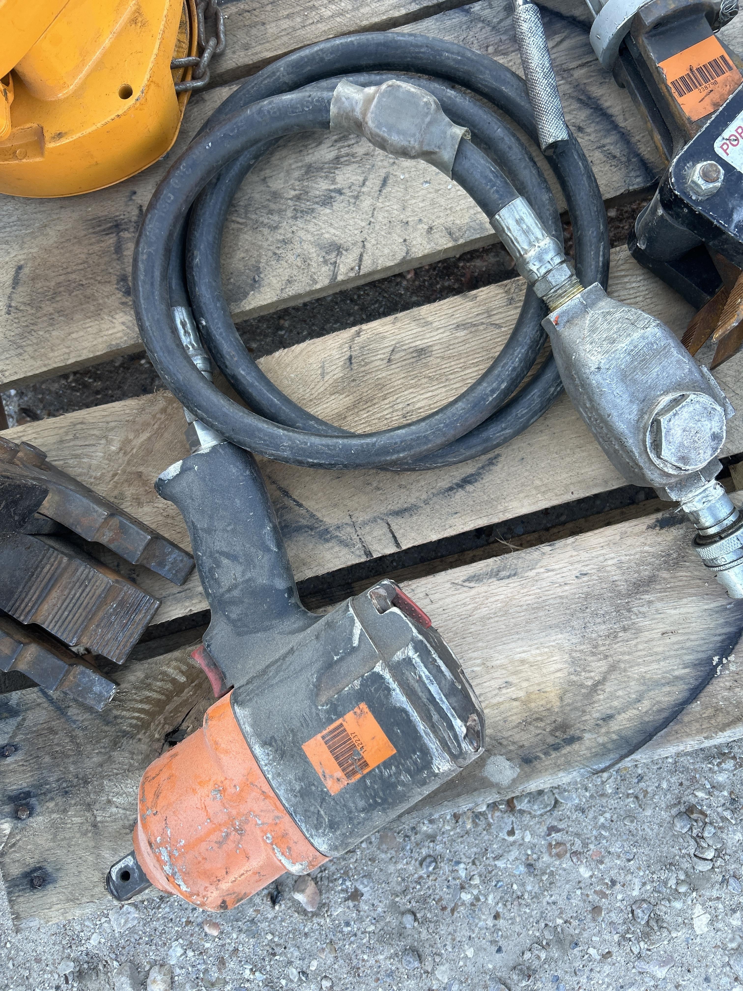 2021 MICHIGAN PNEUMATIC 750SS