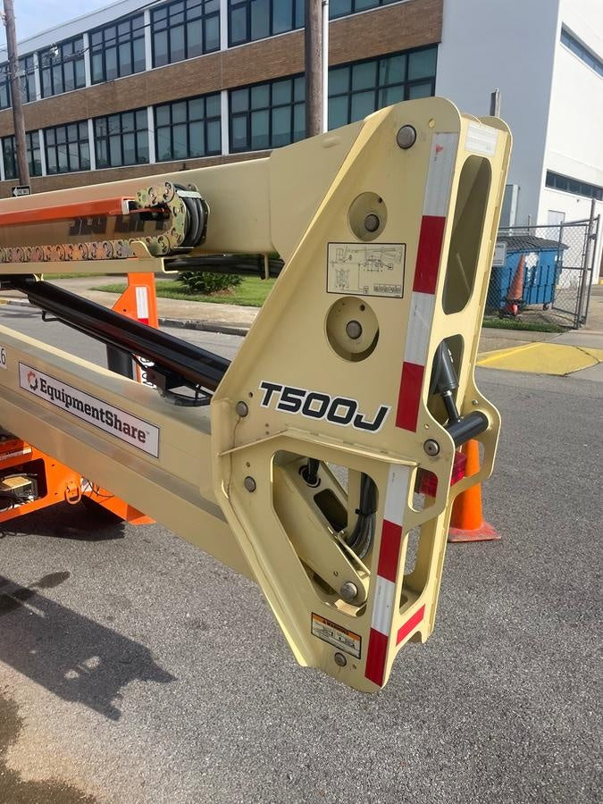 2022 JLG T500J