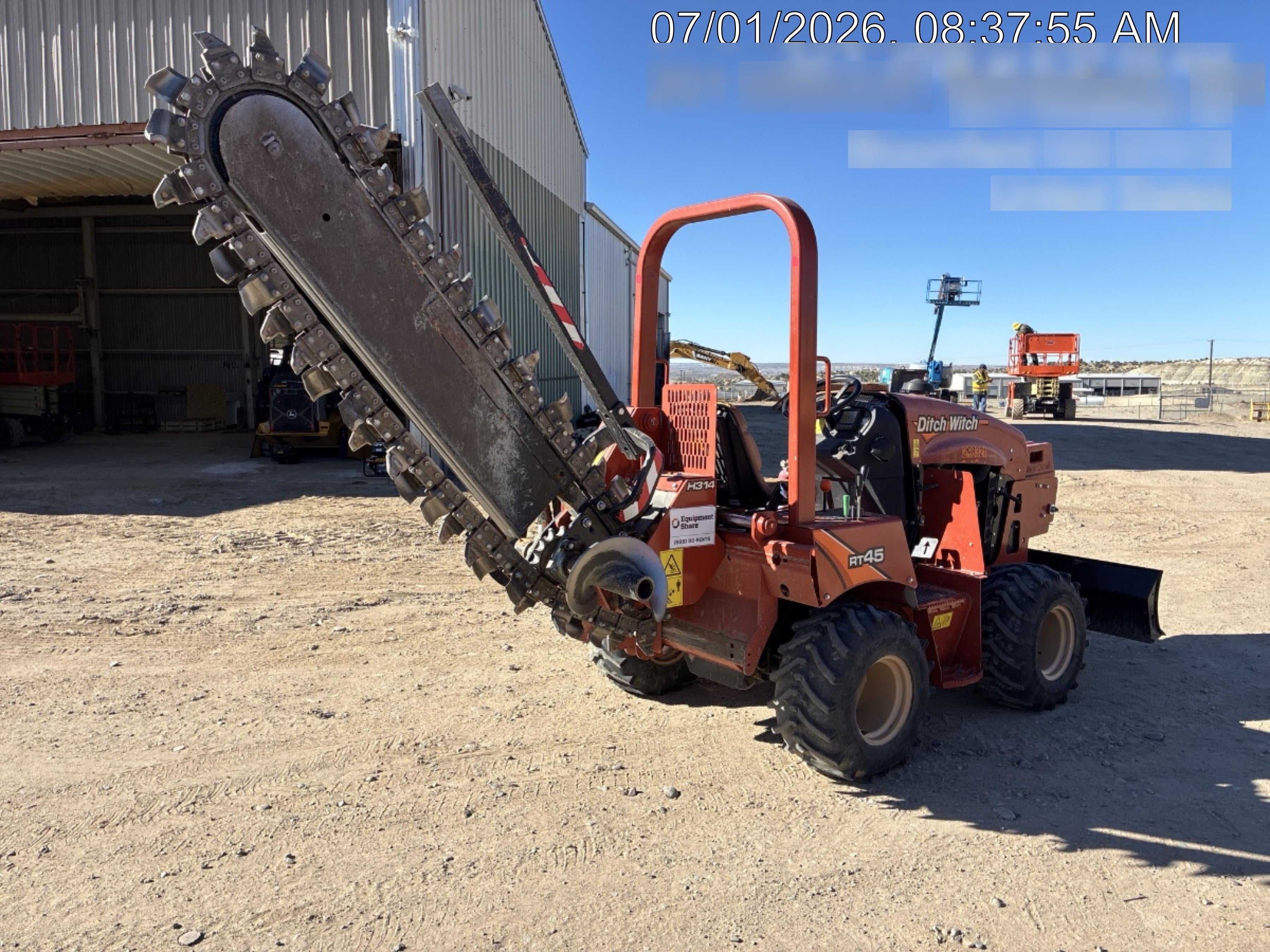 2023 DITCH WITCH RT45A