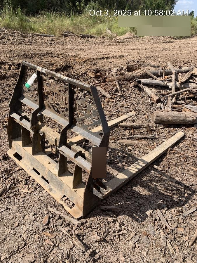 2021 PALADIN 48" Pallet Forks - Paladin