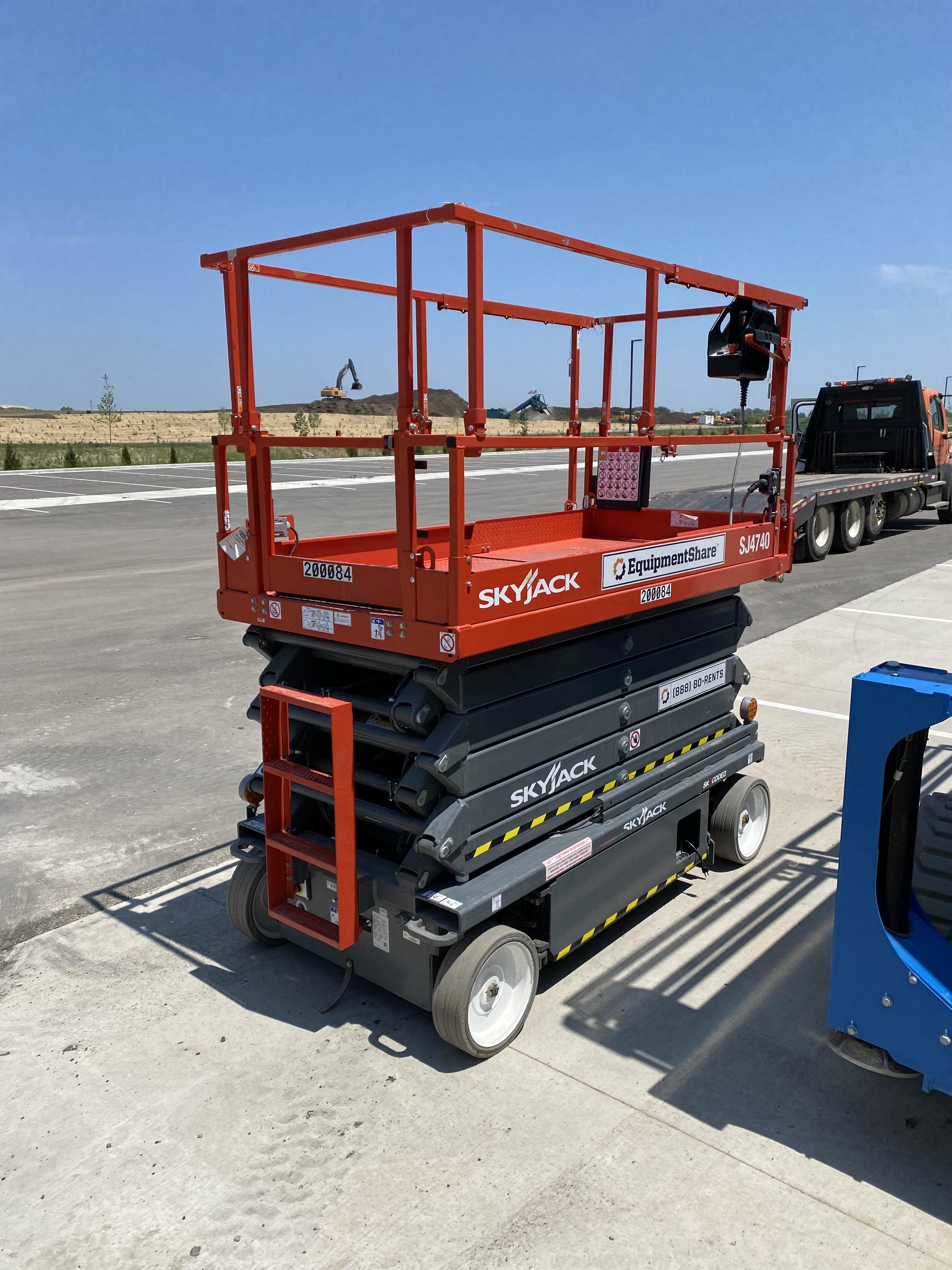 2021 SKYJACK SJ4740