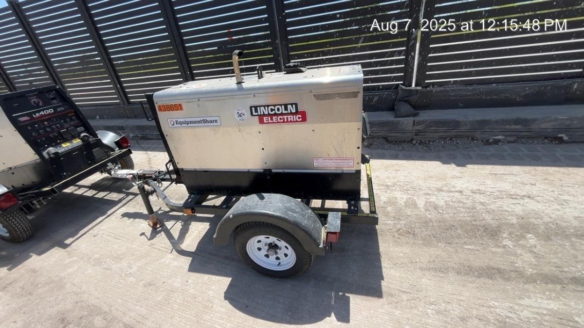 2024 Lincoln Electric LE400 Kubota V1505, Trlr, Cable Rack, Light Kit, ES Decals, T3