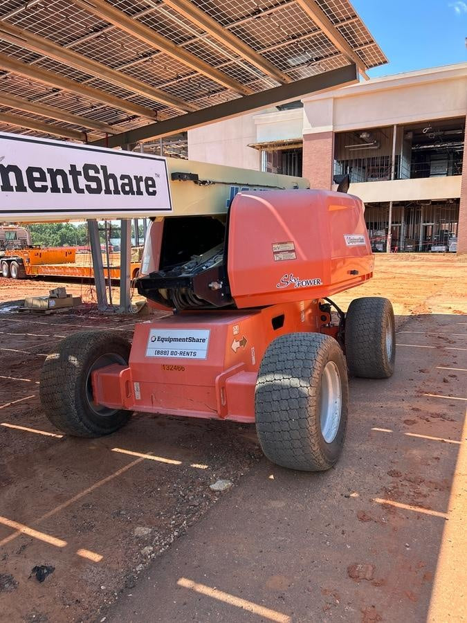 2021 JLG 660SJ