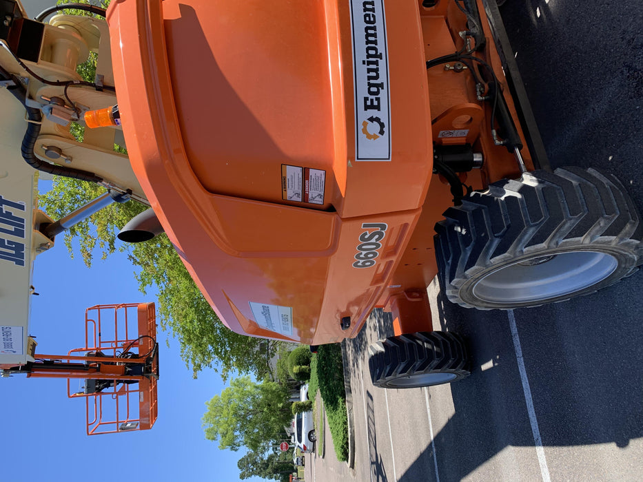 2019 JLG 660SJ