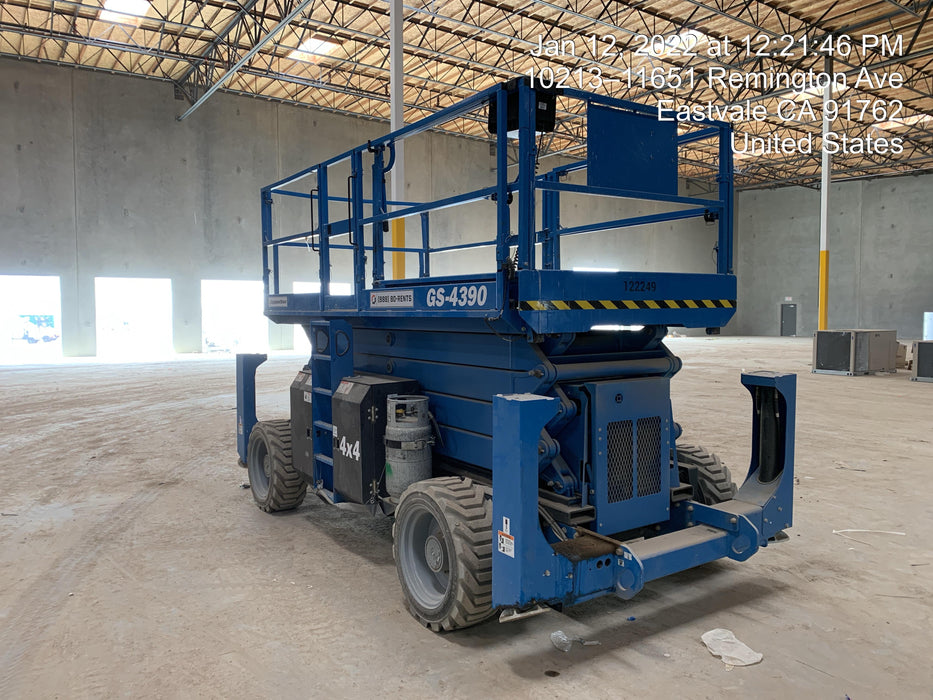 2020 GENIE GS-4390 RT