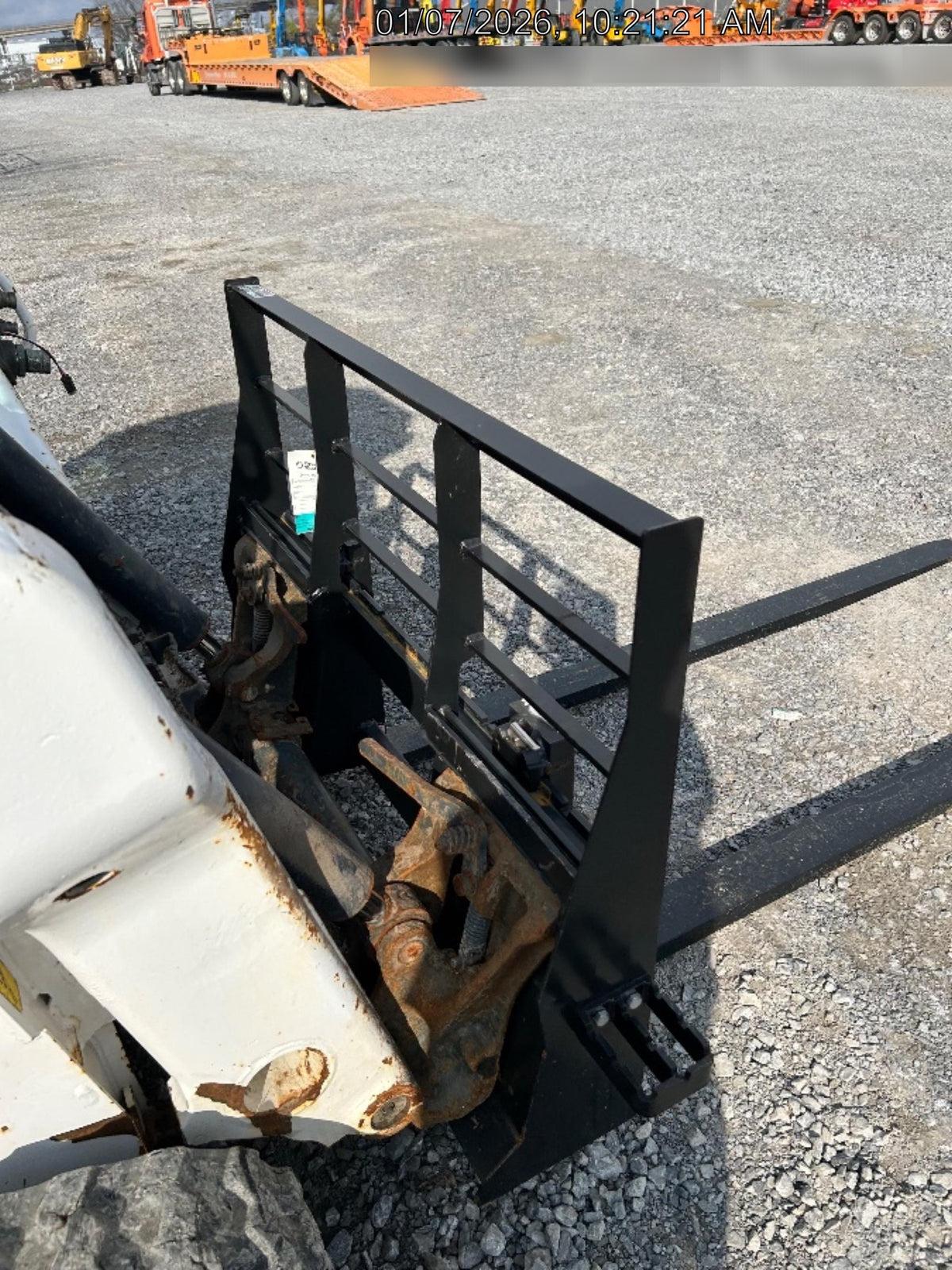 2025 ARROW MATERIAL HANDLING F5100CB - 72"