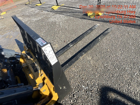 2025 ARROW MATERIAL HANDLING 72" Pallet Forks - Arrow