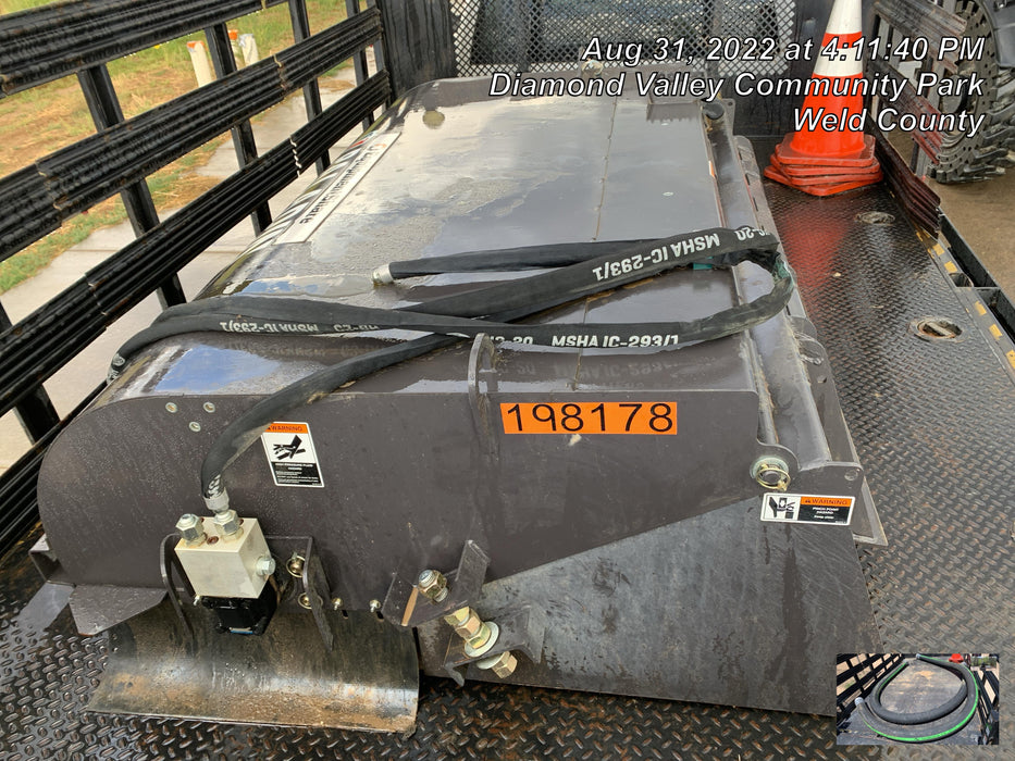 2021 PALADIN Sweepster SB72