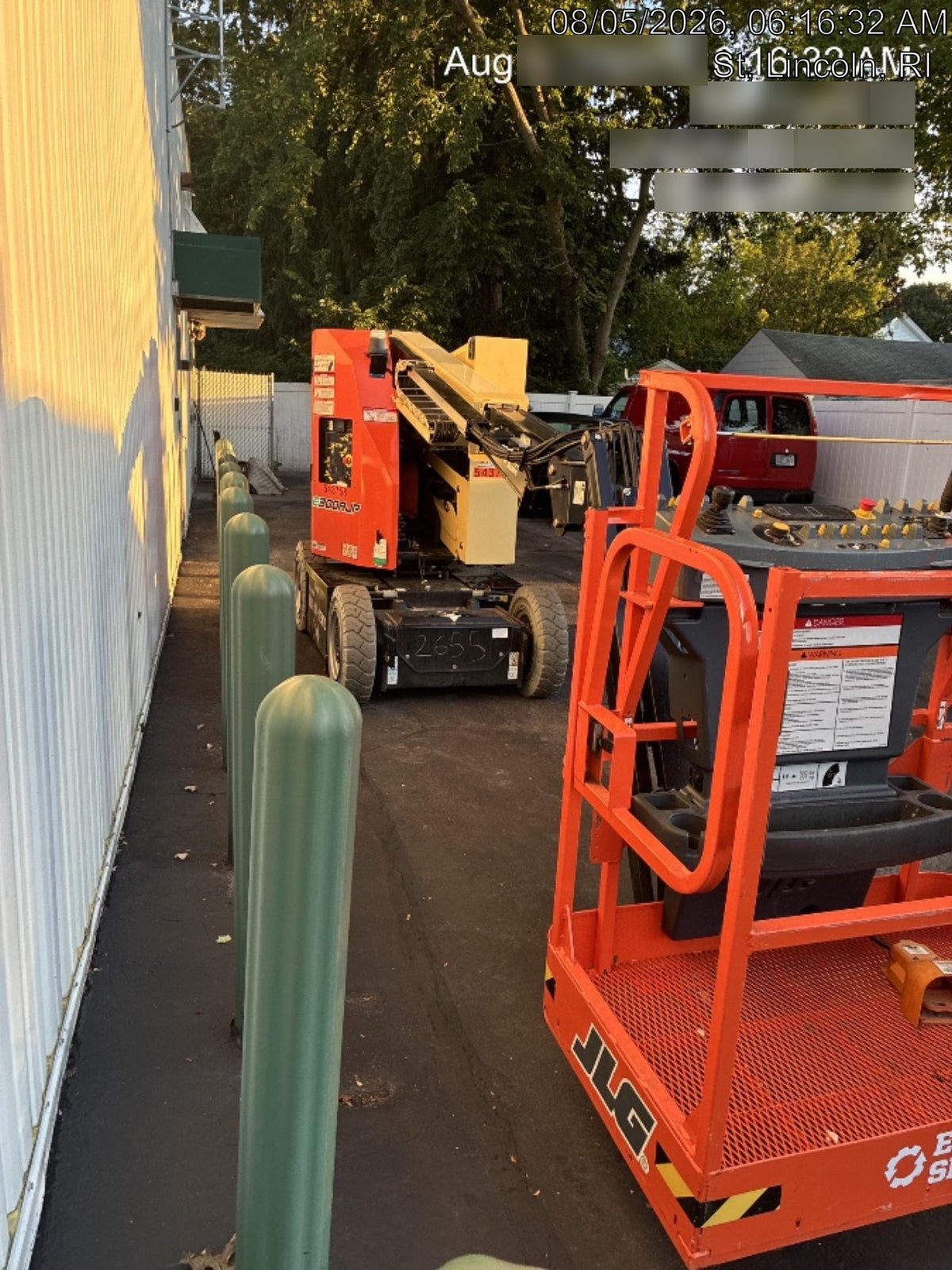 2025 JLG E300AJP