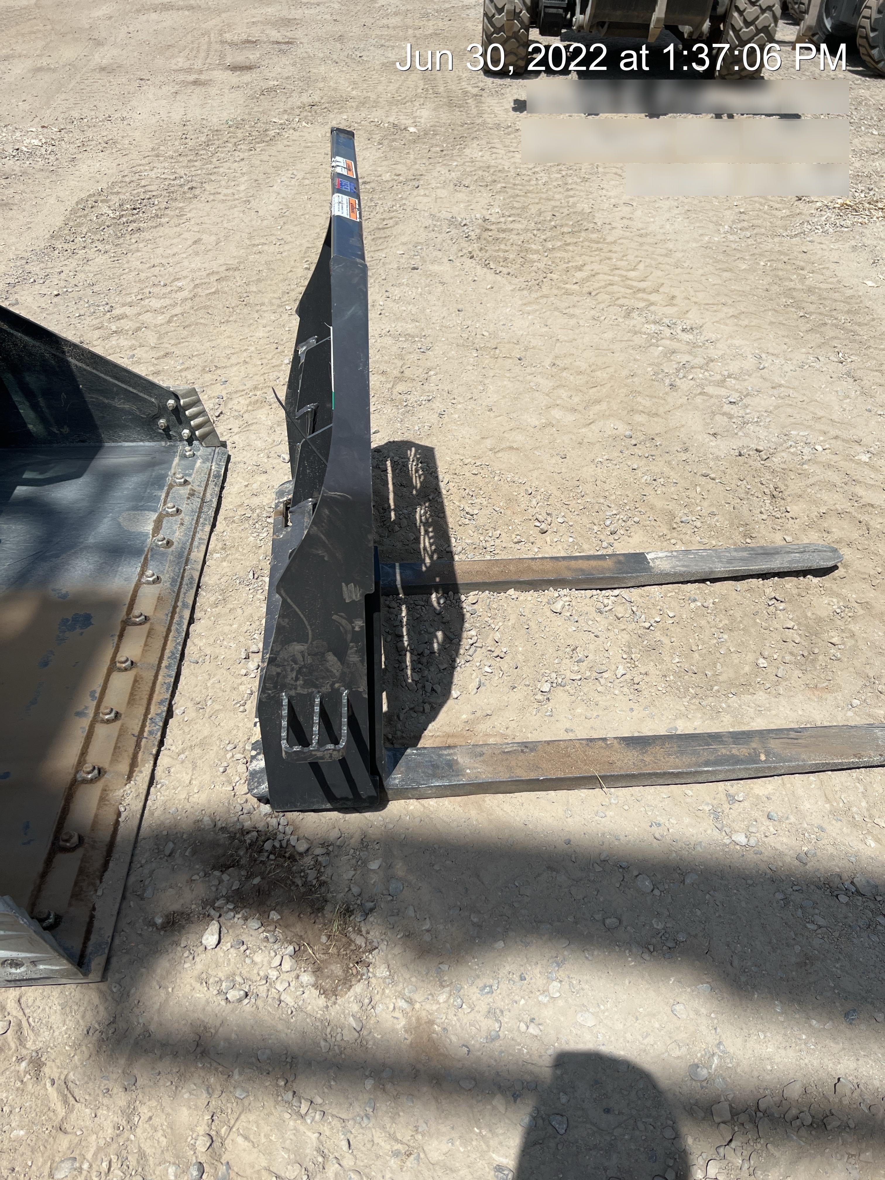 2021 PALADIN 48" Pallet Forks - Paladin