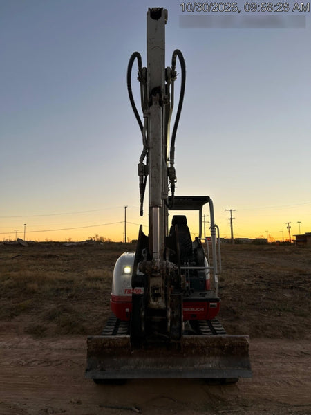 2023 TAKEUCHI TB250-2R
