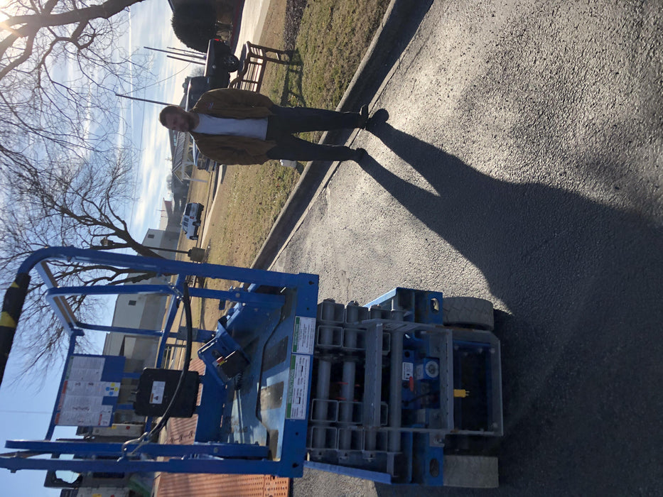 2019 Genie GS-1930 Fixed Rails with Chain Entry