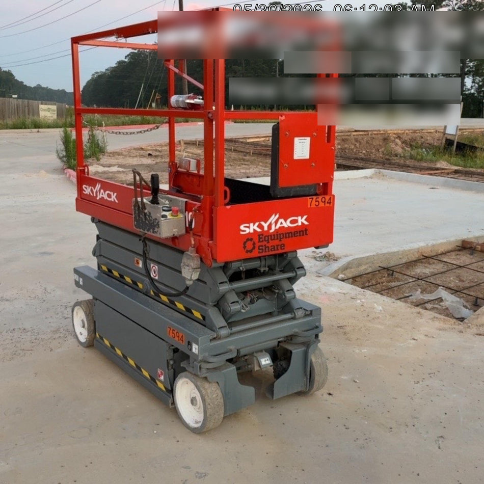 2018 Skyjack SJIII-3219 Skyjack SJIII3219 Scissor Lift w/Trojan Batteries