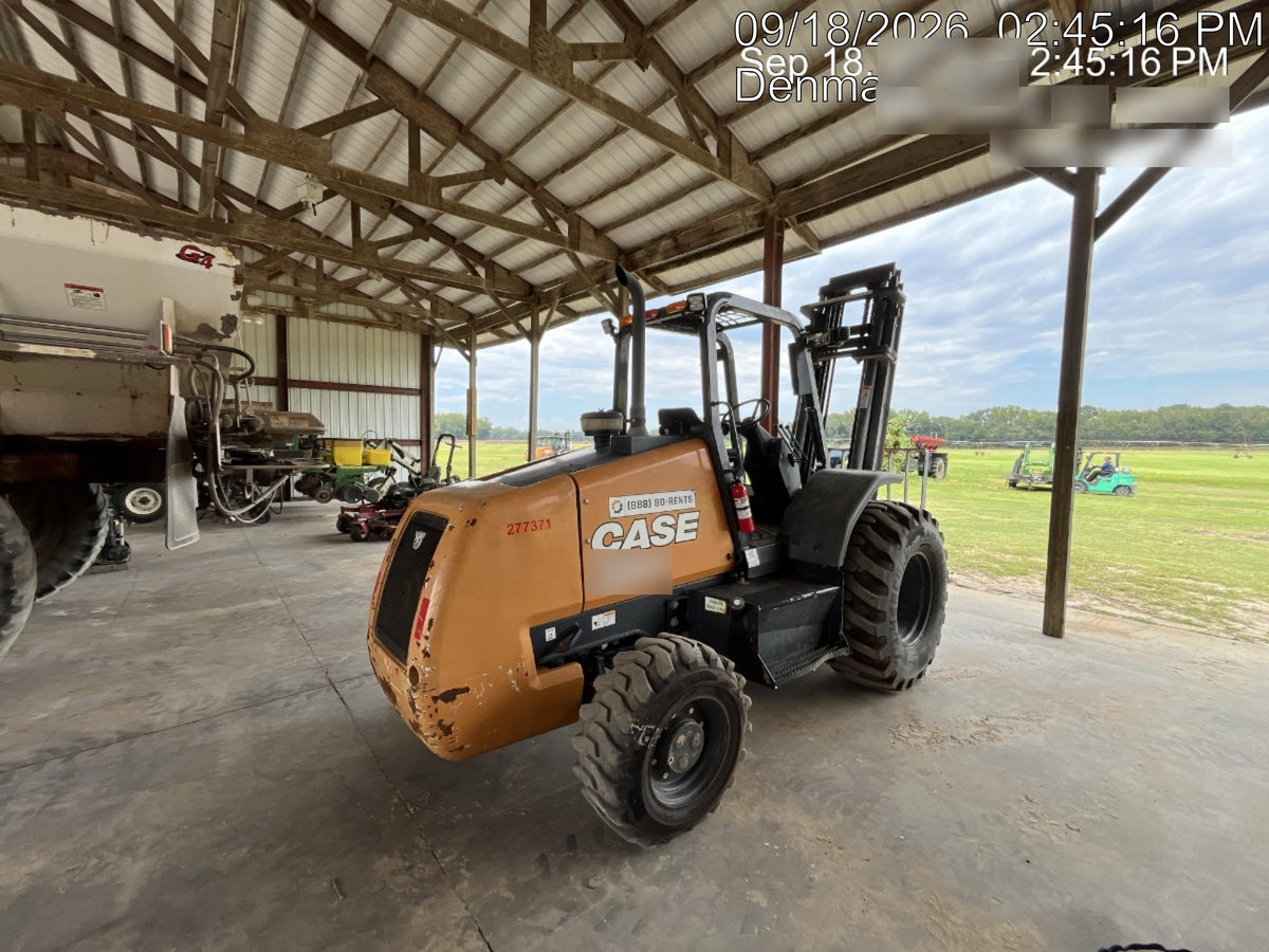 2023 CASE 588H