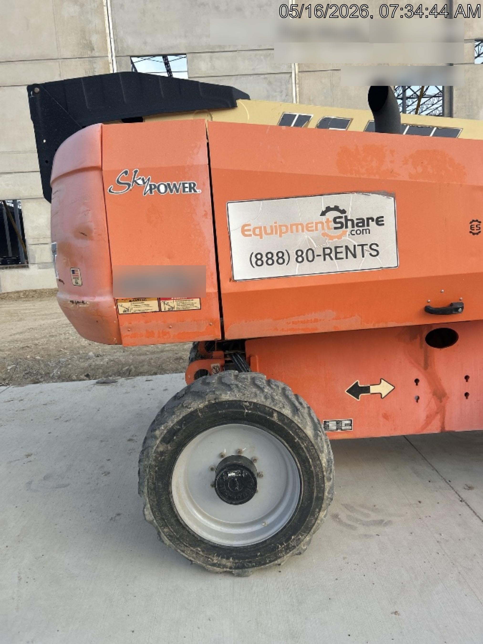 2016 JLG 660SJ