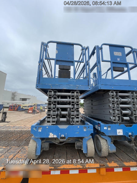 2019 Genie GS-4047 Folding rails with half height swing gate