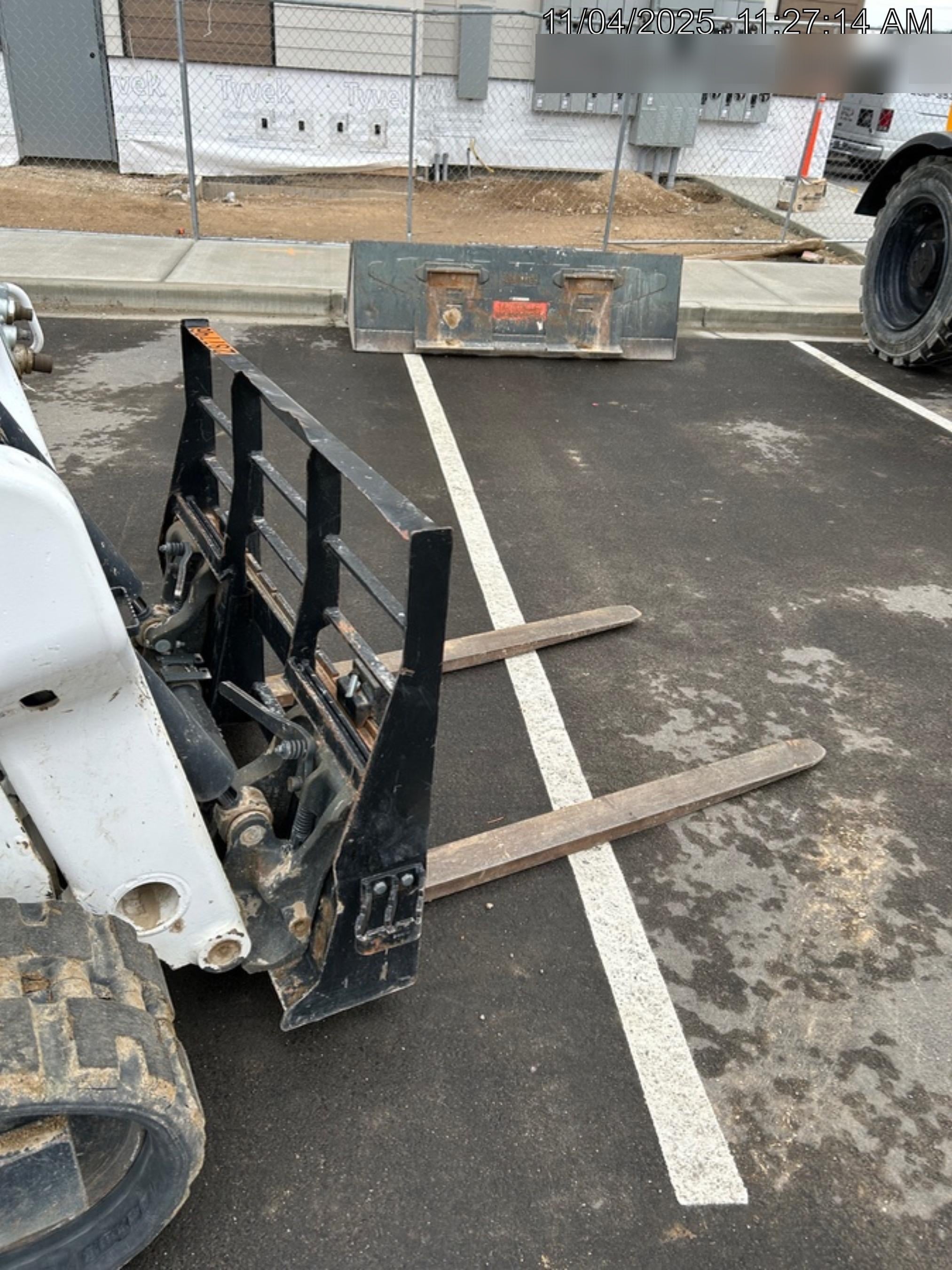 2023 ARROW MATERIAL HANDLING F5100CB