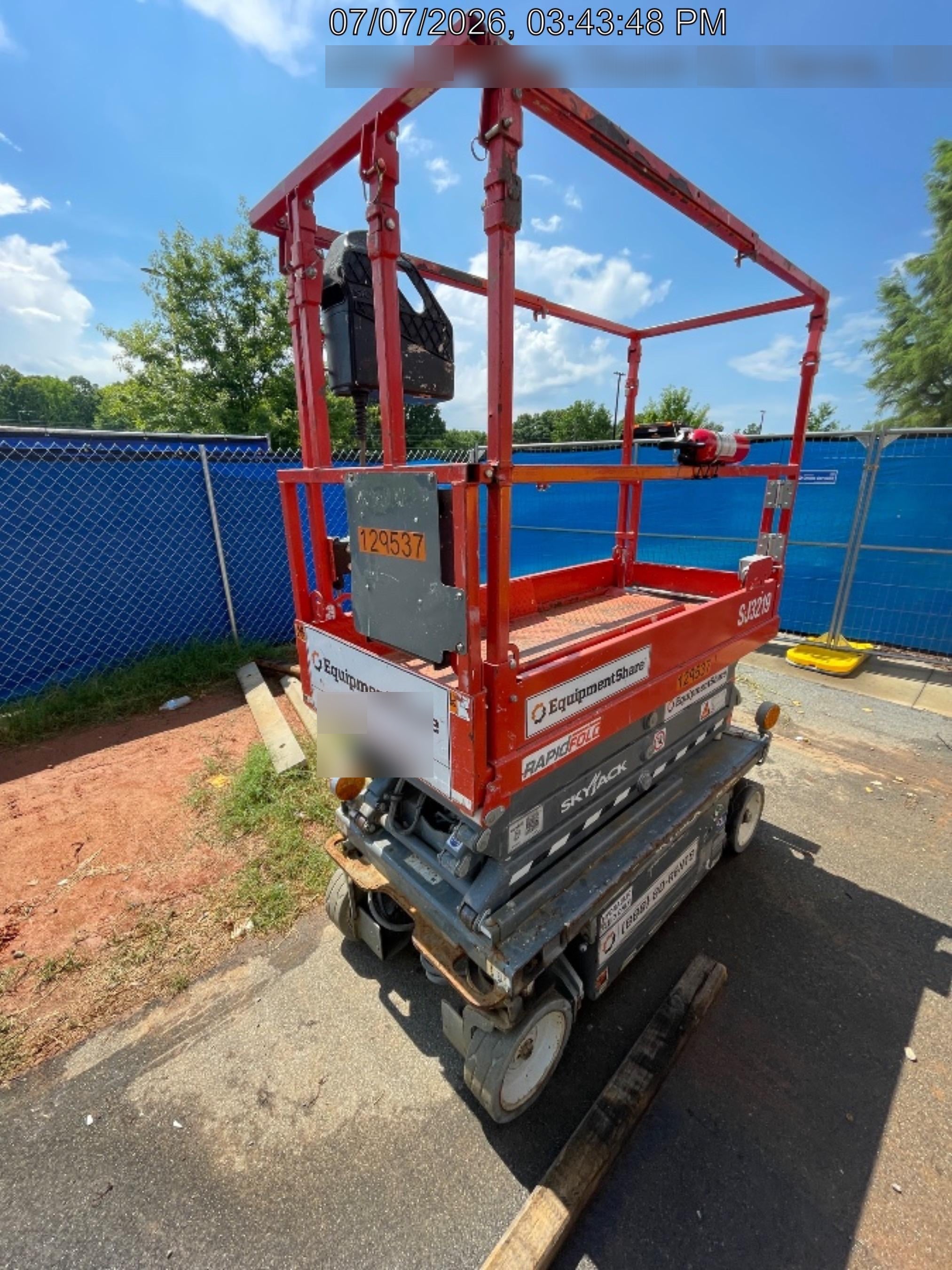 2021 SKYJACK SJ3219