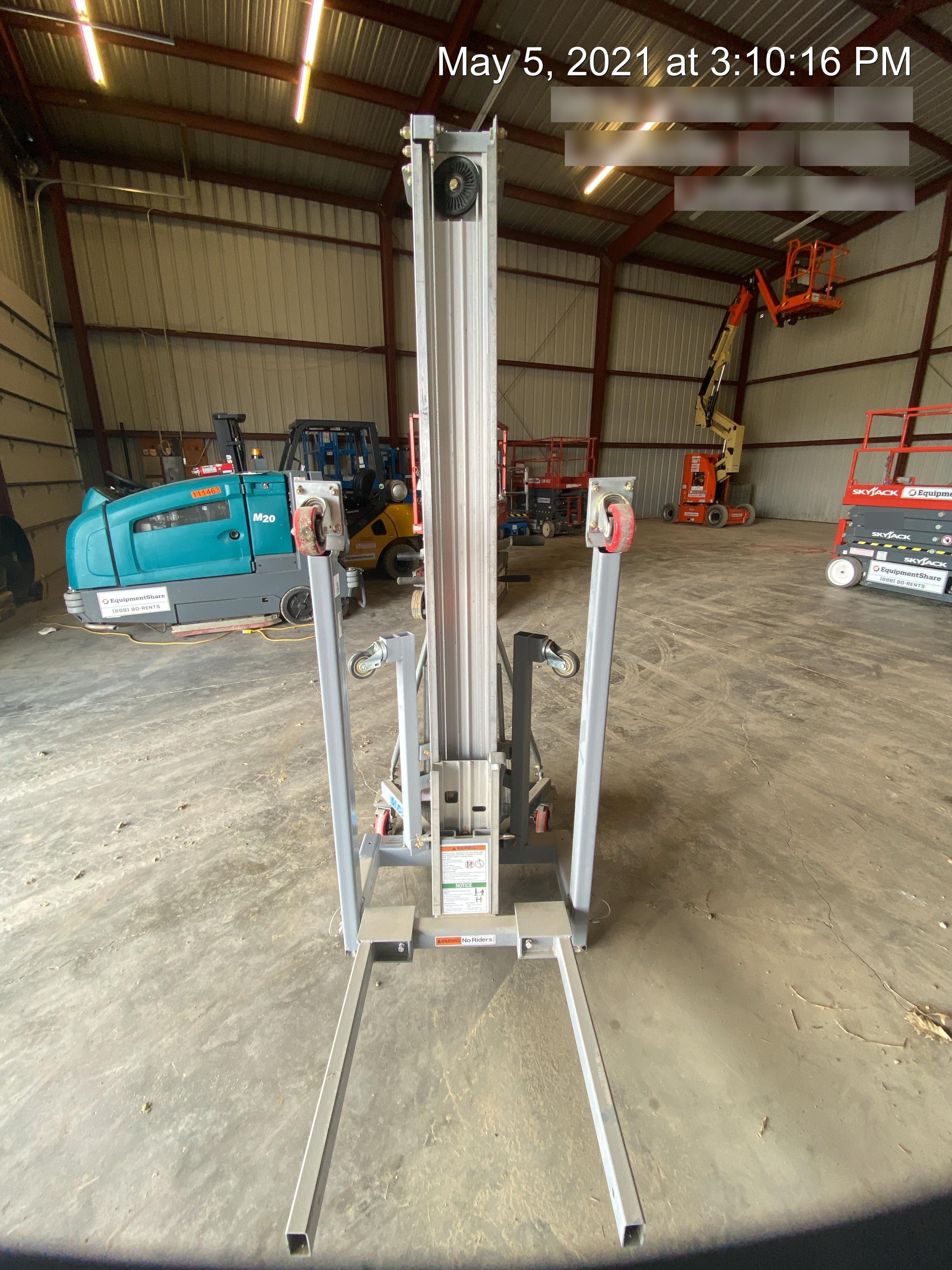 2020 GENIE SLC-24