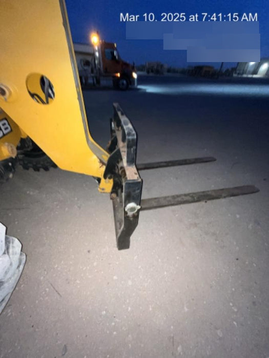 2020 JCB 506-36 Cab/Heat/Air, 74 HP, Solid Tires, STD Worklight, Beacon, Aux Hydraulics, Lifting Eye, Back up Alarm w/48" Carriage/48" Forks