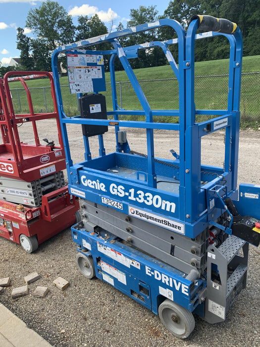 2021 GENIE GS-1330m