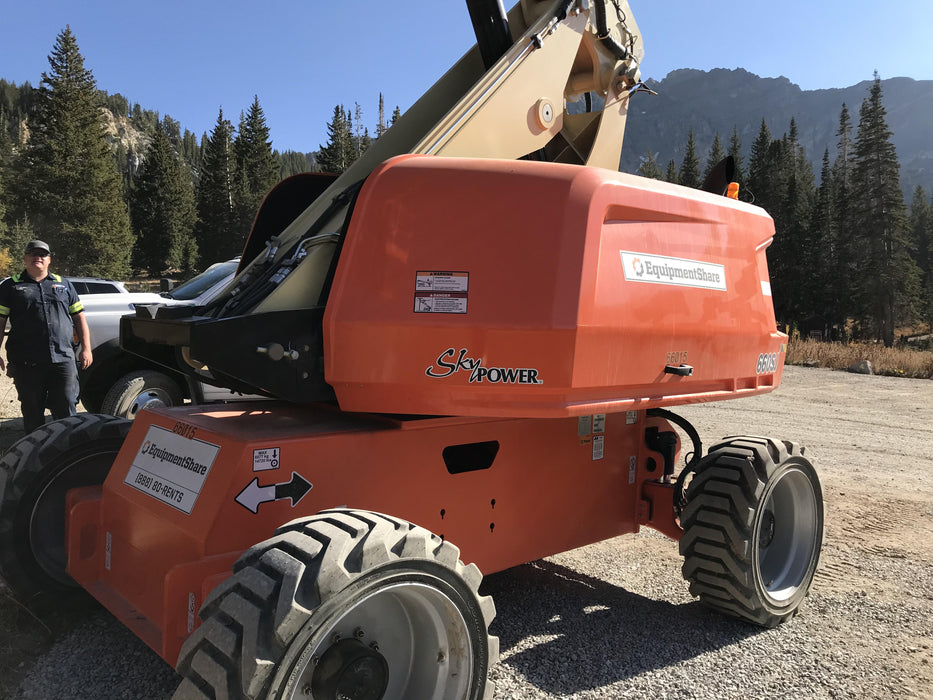 2020 JLG 660SJ