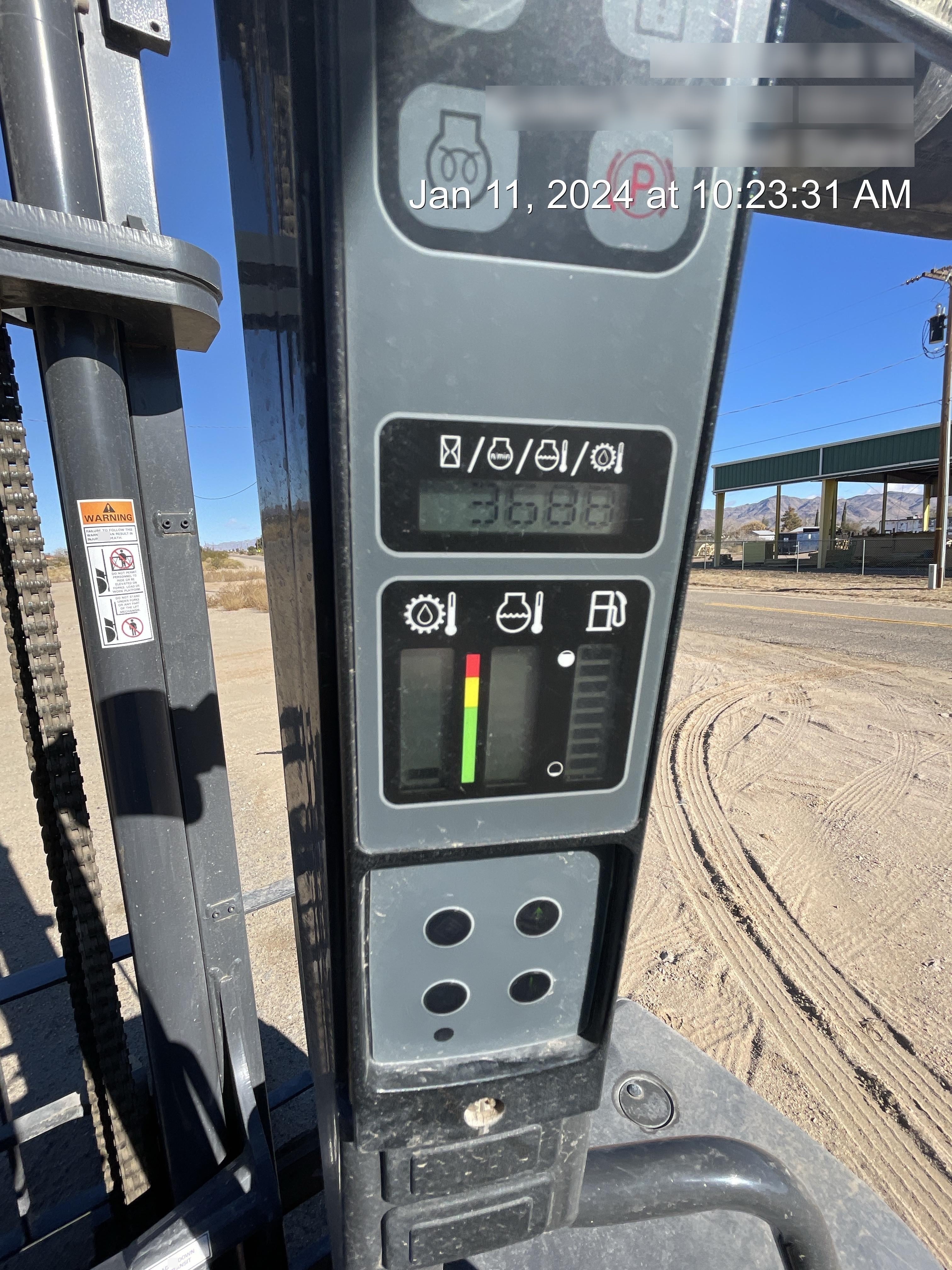 2021 CASE 588H