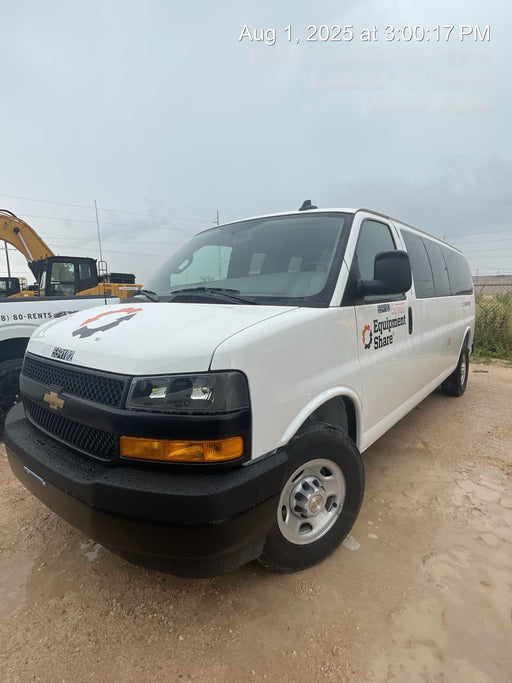 2025 CHEVROLET Express Van - Rental