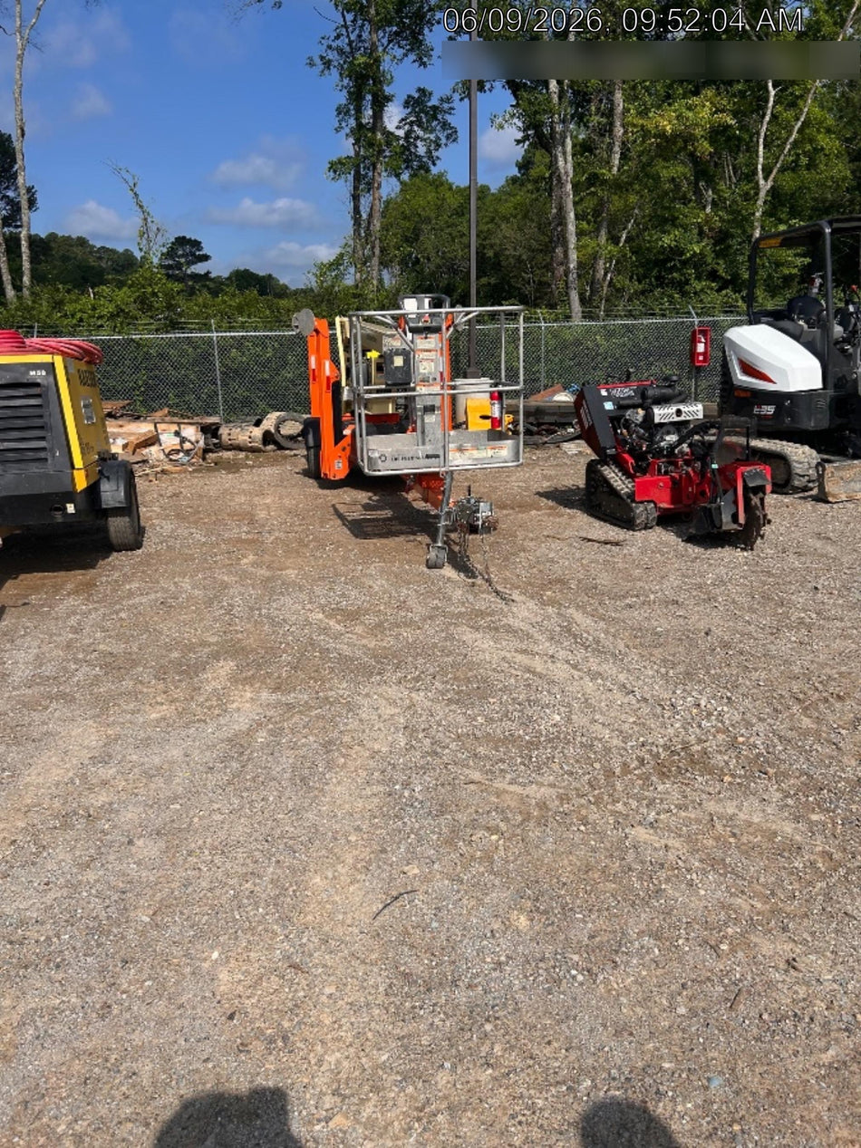 2023 JLG T500J