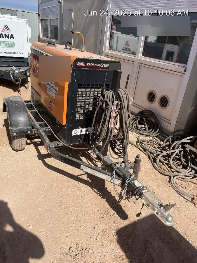 2021 Lincoln Electric Vantage 322 Vantage 322 Ready Pak 3 w/ Telematics & Decals, ORANGE (includes trailer, cable rack, fender light kit)
