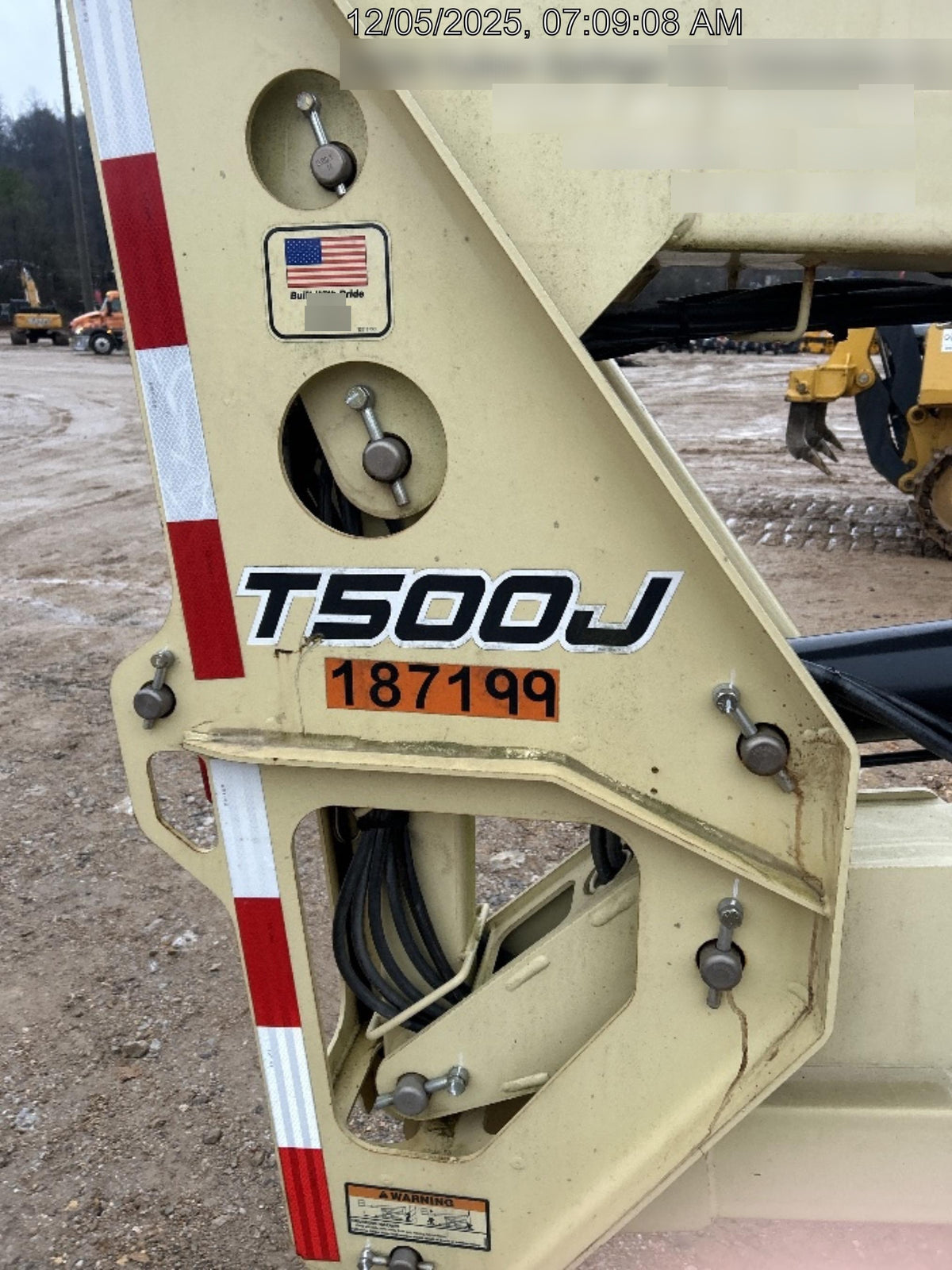 2021 JLG T500J
