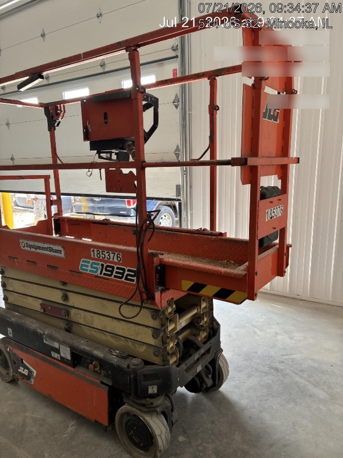 2021 JLG ES1932