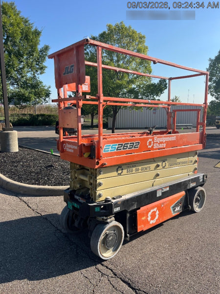2022 JLG ES2632