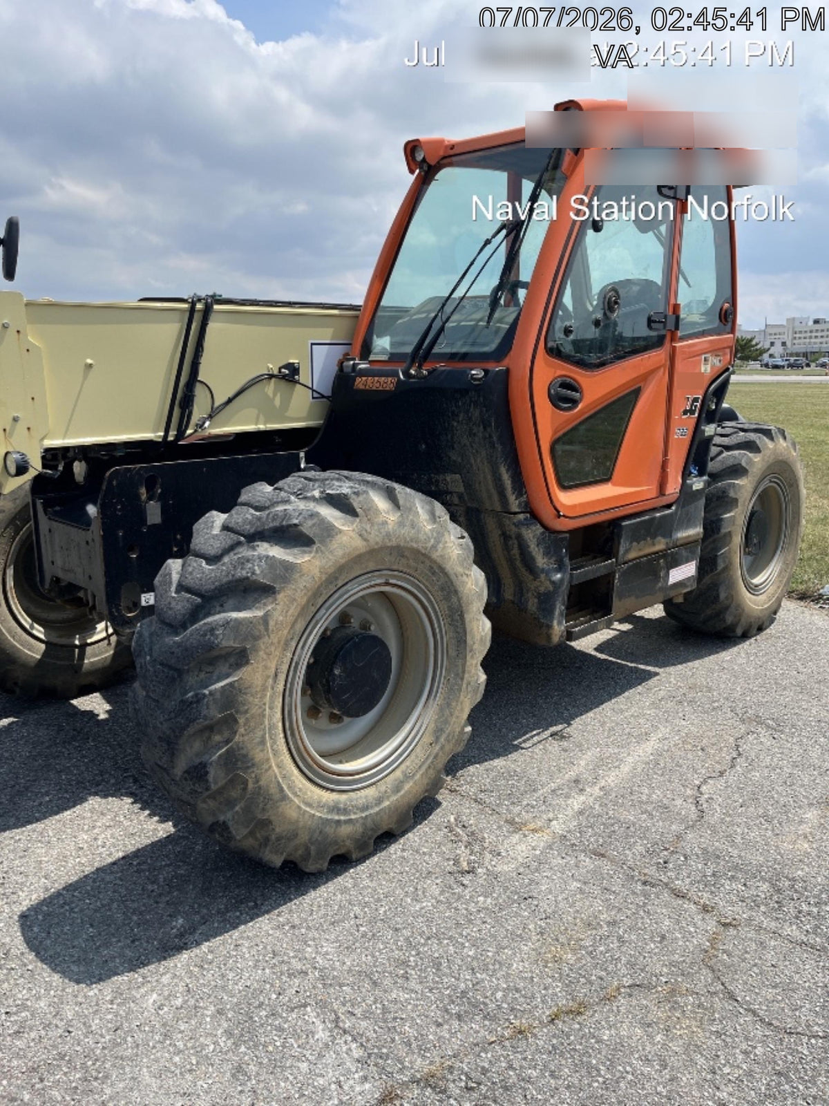 2022 JLG 1732
