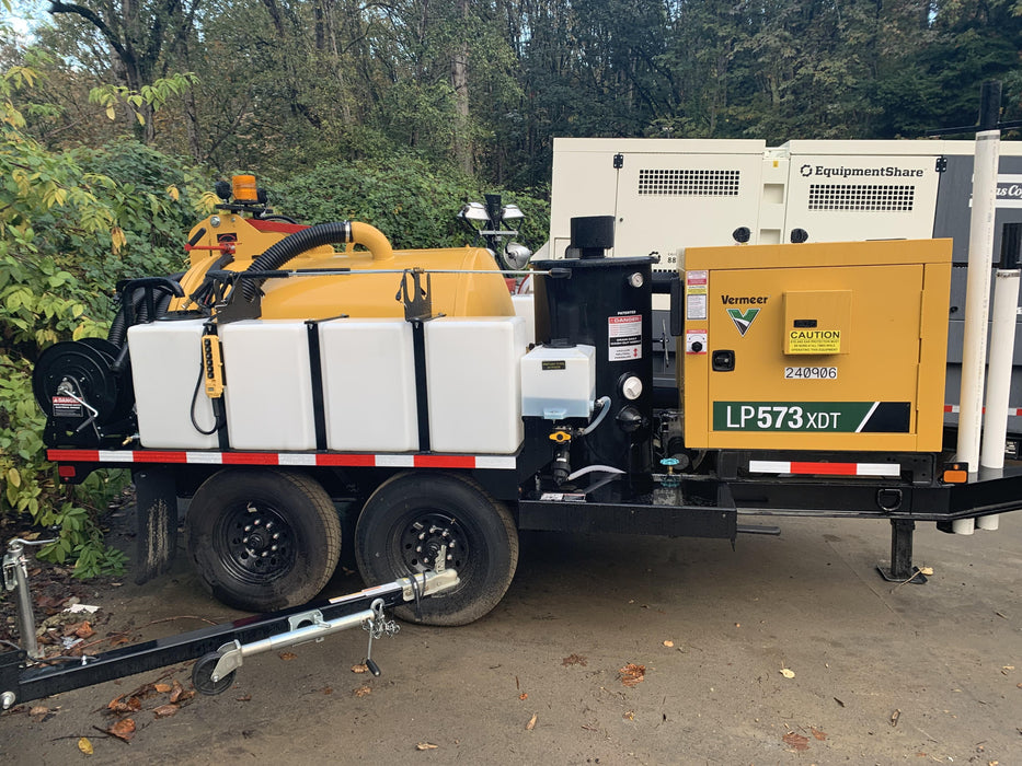 2022 VAC-TRON LP573XDT