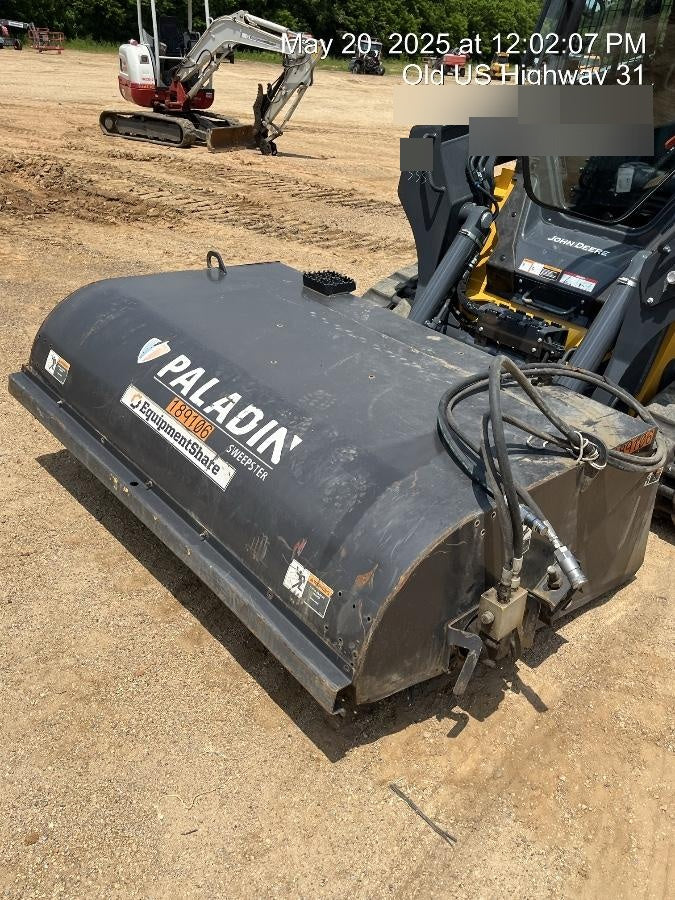2021 PALADIN Sweepster SB72